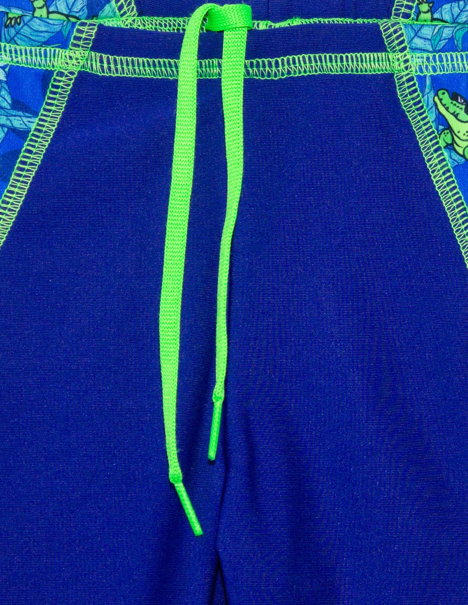 Conjunto wetshirt estampado gráfico para niño 4