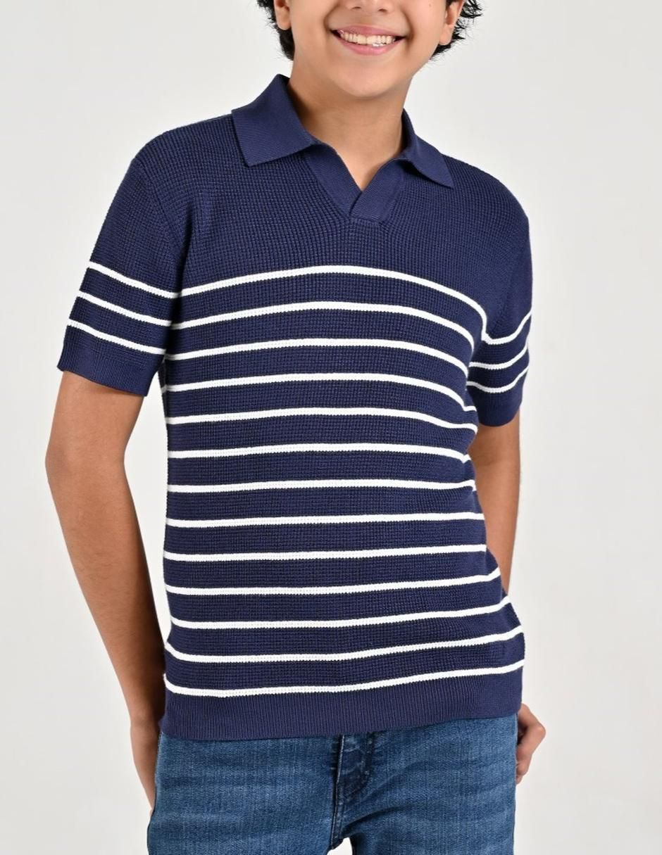 Playera tipo polo para niño