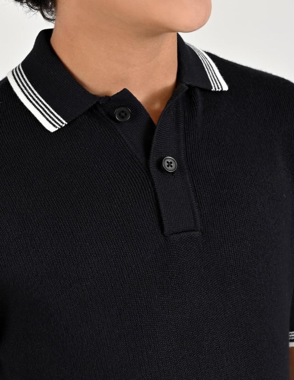 Playera tipo polo para niño 4